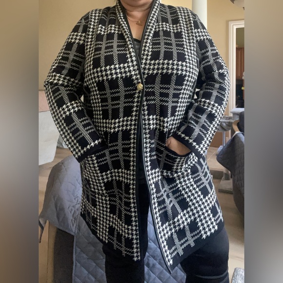 NWT ANNE KLEIN LONG CARDIGAN/SWEATER. ONE BUTTON CLOSURE. Elegant and cozy. - Picture 5 of 16